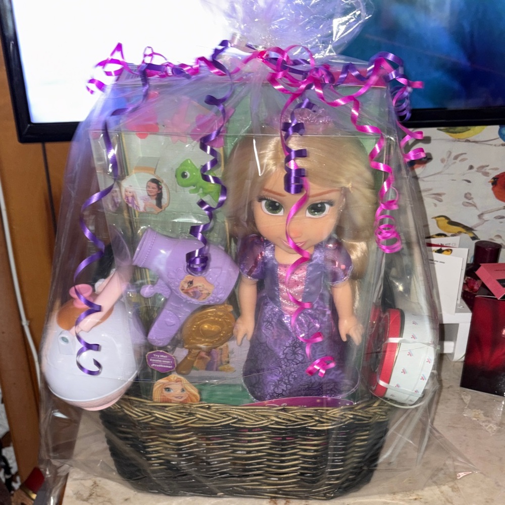 Easter Basket featuring Disney’s Rapunzel Kids Bath & Hair Gift Set - Purple